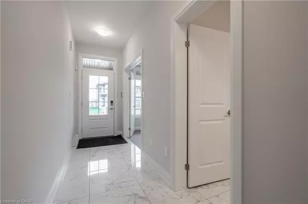 Niagara Falls, ON L2H 3T4,7482 Sherrilee CRES