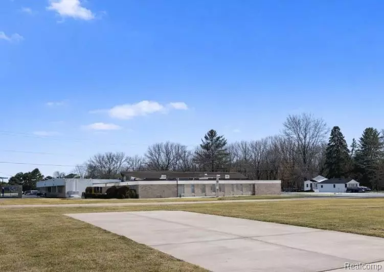 Burton, MI 48509,4339 Davison RD