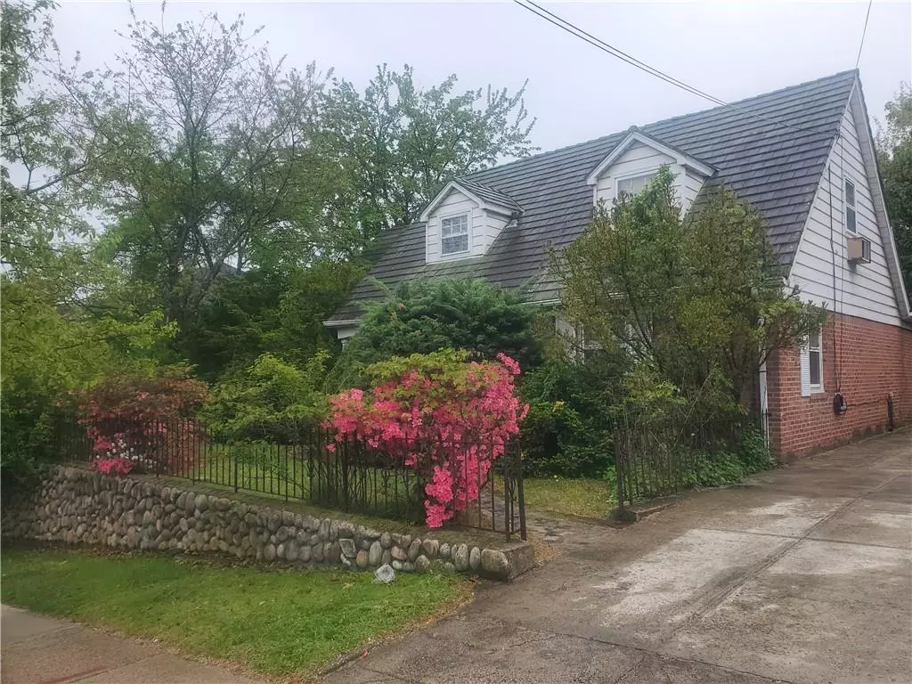 Queens, NY 11375,112-30 68th AVE