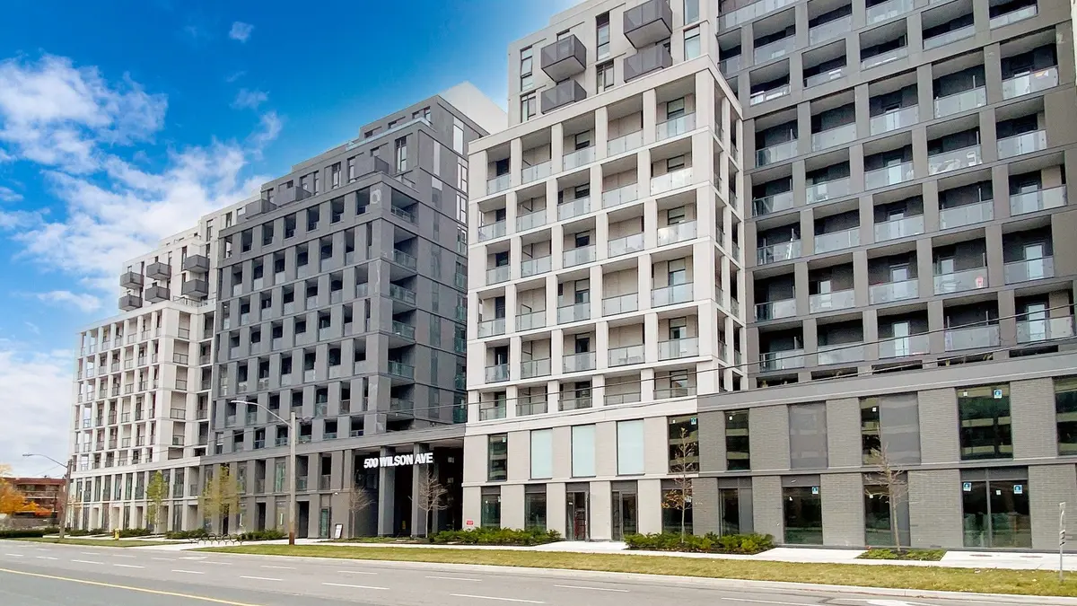 Toronto C06, ON M3H 0E5,500 Wilson AVE #527