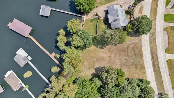 Shreveport, LA 71119,5617 S Lakeshore Drive