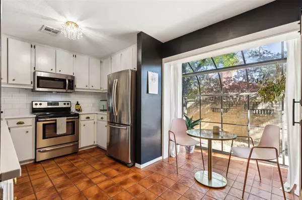 Fort Worth, TX 76107,4715 Collinwood Avenue