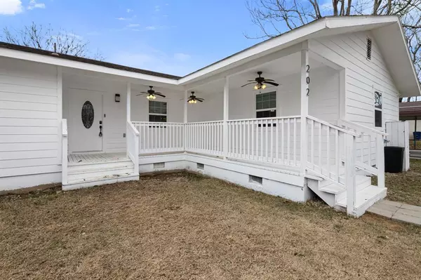 Bridgeport, TX 76426,202 Blocker Street