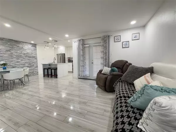 Farmers Branch, TX 75234,2814 Lineville Drive #102