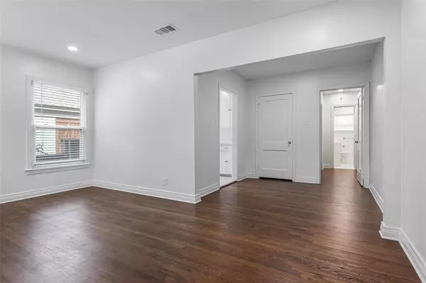 Dallas, TX 75214,6206 Winton Street