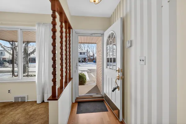 Warren, MI 48088,14515 Ivanhoe DR