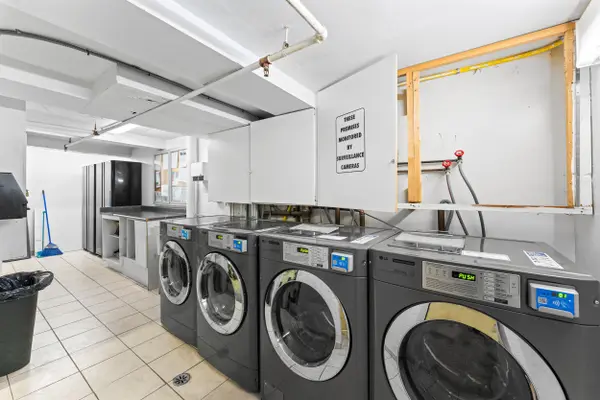 Toronto C08, ON M4Y 2L1,44 Huntley ST #104