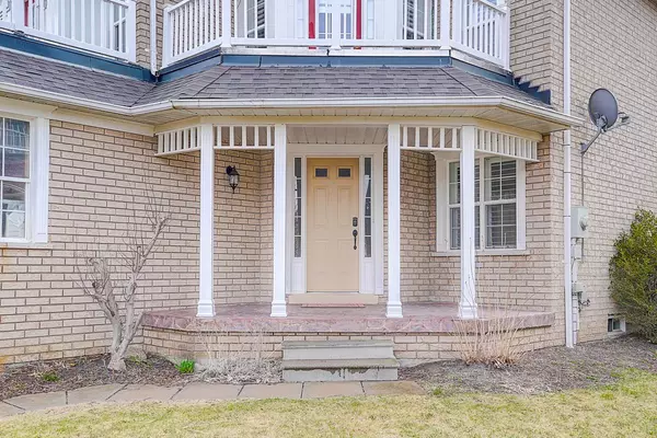 Whitby, ON L1R 2S8,52 Whitewater ST