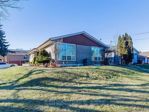 34 Shoreland CRES #Bsmt, Toronto E09, ON M1G 1M5