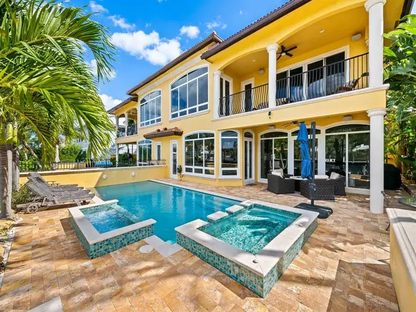 Lighthouse Point, FL 33064,2637 NE 28th Ct