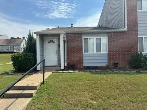 Other City - Not In The State Of Florida, GA 30236,636 North Avenue #5A