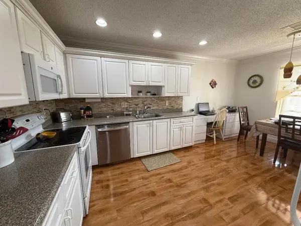 Delray Beach, FL 33445,1621 NW 20th Ave #201