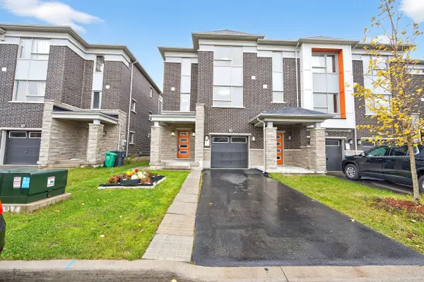 Brampton, ON L7A 5C9,38 Divers RD