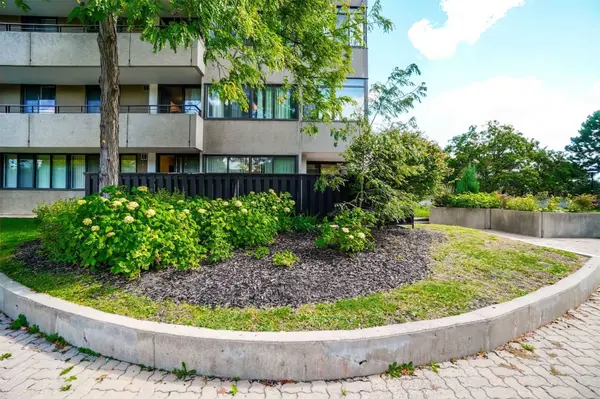 Mississauga, ON L5A 3S9,1320 Mississauga Valley BLVD #101