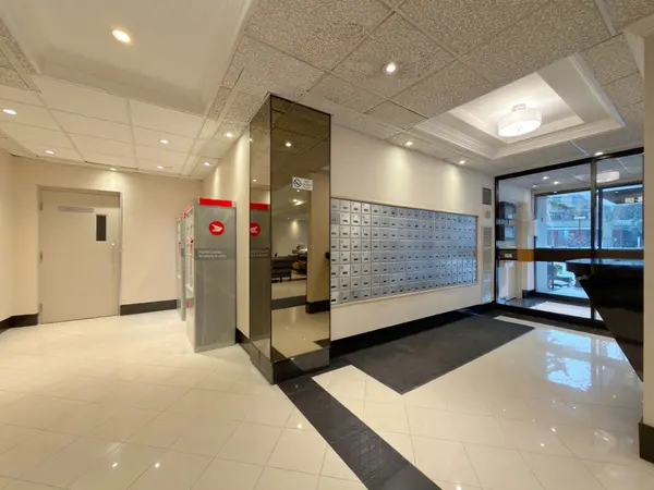 Mississauga, ON L5A 3S9,1320 Mississauga Valley BLVD #101