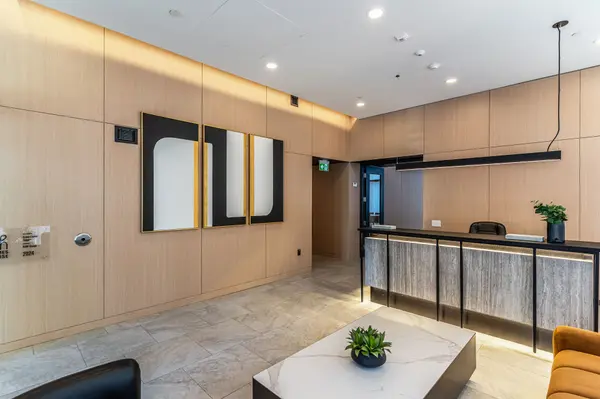 Ottawa Centre, ON K2P 1T2,10 James ST #405