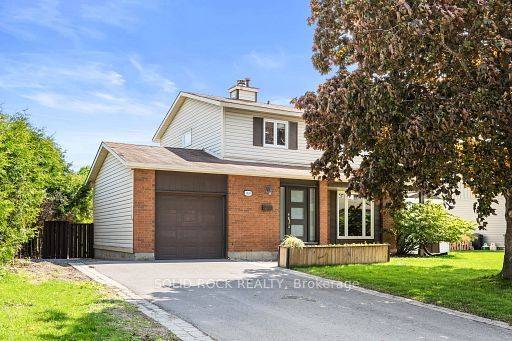 Orleans - Cumberland And Area, ON K1E 2J6,1631 Charbonneau ST