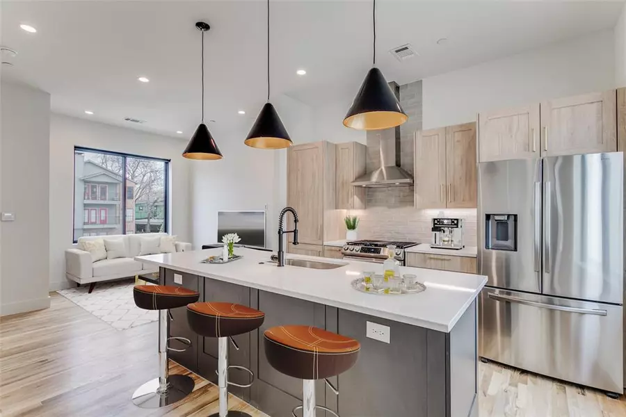 5609 Live Oak Street #103, Dallas, TX 75206