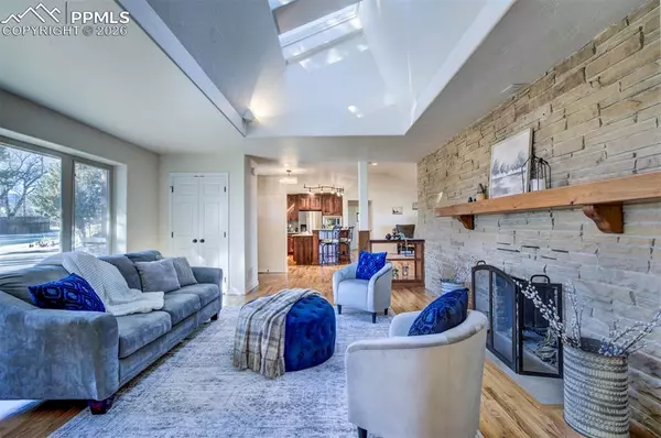 Colorado Springs, CO 80904,1905 Mesa RD