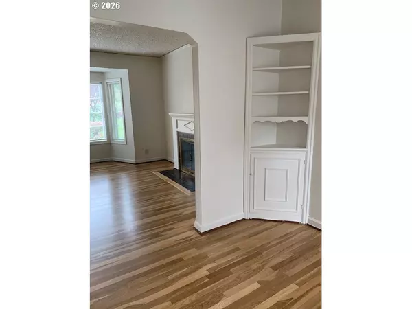 Portland, OR 97214,610 SE CESAR E CHAVEZ BLVD