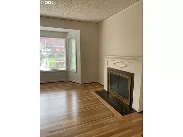 Portland, OR 97214,610 SE CESAR E CHAVEZ BLVD