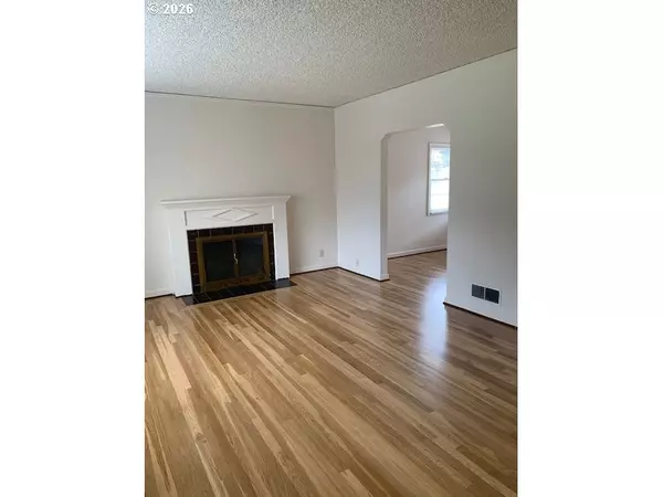 Portland, OR 97214,610 SE CESAR E CHAVEZ BLVD