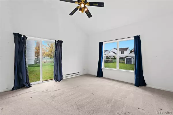 Ypsilanti, MI 48197,7140 Maplelawn DR