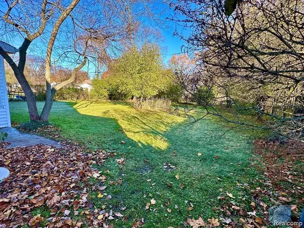 Royal Oak, MI 48073,4302 SHERIDAN DR