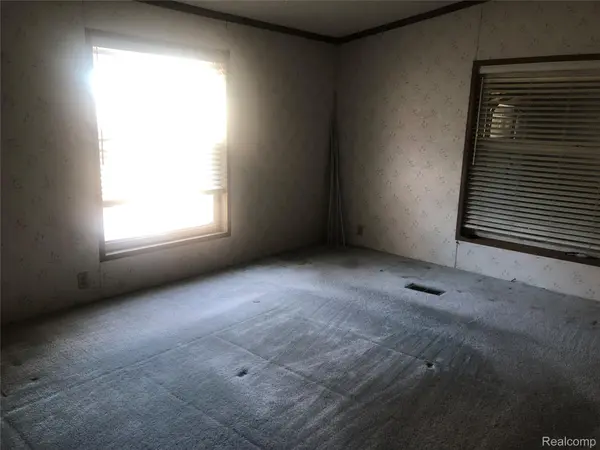 7336 Scotland CIR, Alma, MI 48801