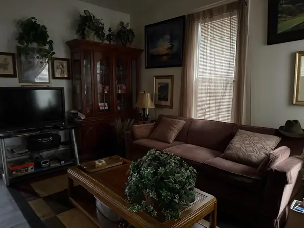 Freeport, IL 61032,118 N GREEN AVE