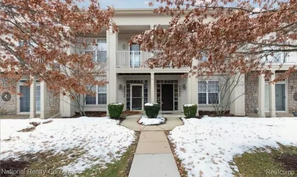 40474 Blythefield LN, Canton, MI 48188