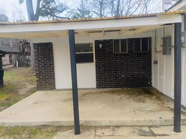 Shreveport, LA 71118,8966 Hawthorne Drive