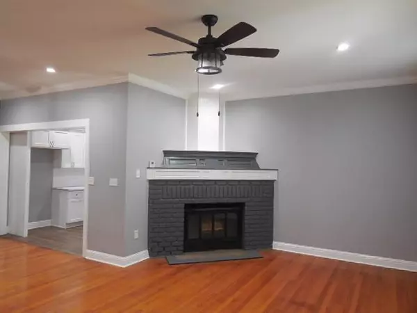 Stonewall, LA 71078,127 Stonewall Preston Road