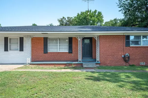 Van, TX 75790,200 W Kansas Street