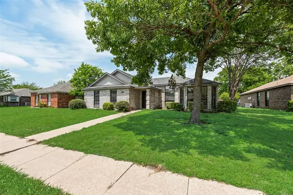 Rowlett, TX 75089,7805 Swiss Way