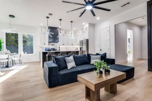 Desoto, TX 75115,1700 Carriage Creek Drive