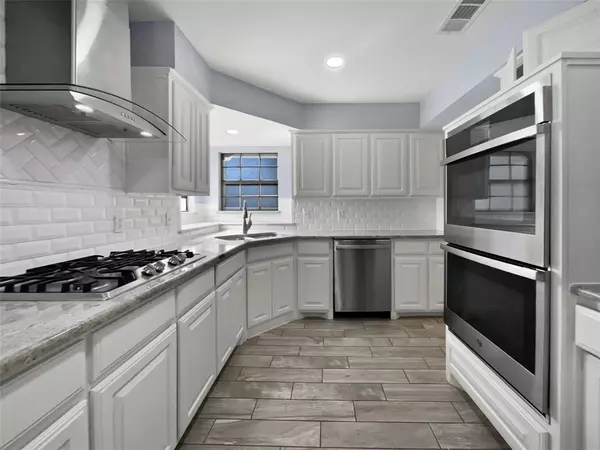 Dallas, TX 75227,5008 Urban Crest Road