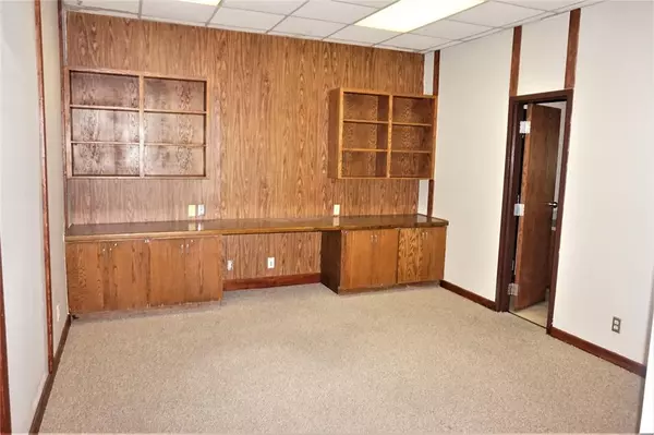 Denison, TX 75021,130 W Crawford Street