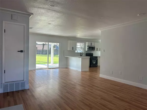 Irving, TX 75061,709 Fouts Drive