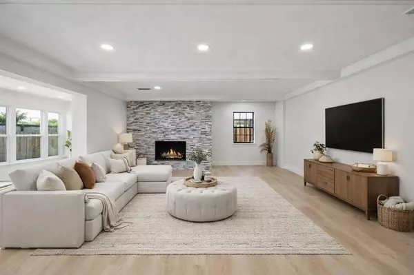 Dallas, TX 75243,9310 Mill Hollow Drive