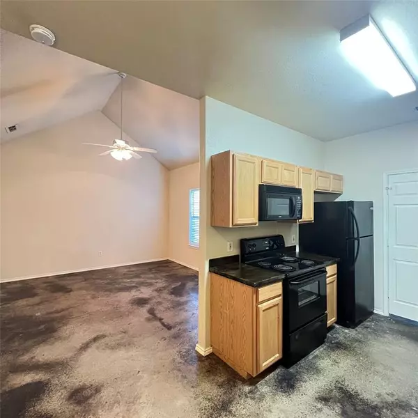 Weatherford, TX 76088,102 Lindas Creek Lane