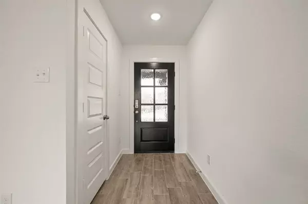 Runaway Bay, TX 76426,813 Haynie Drive