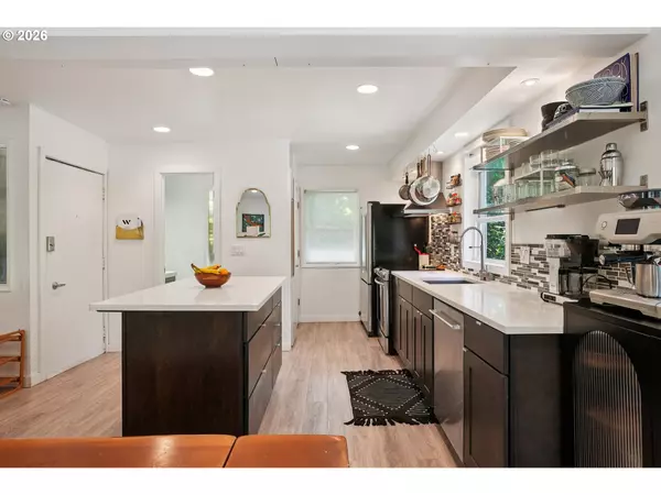 Portland, OR 97219,4594 SW CALDEW ST #A