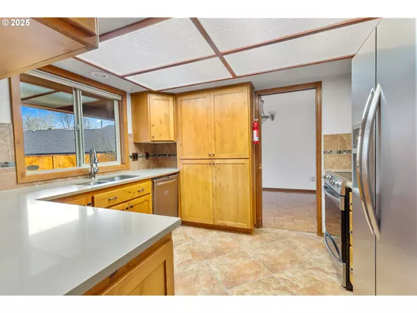 Milwaukie, OR 97222,4241 SE NORTHRIDGE DR