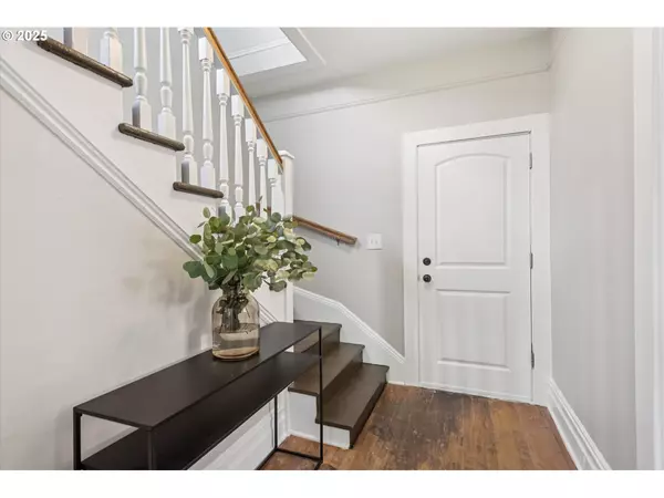 Portland, OR 97214,3923 SE MAIN ST