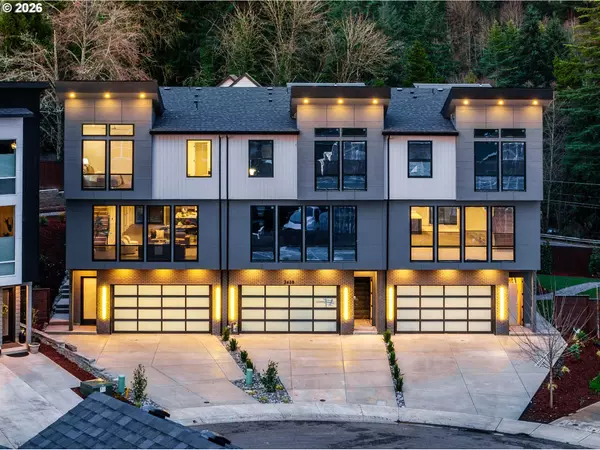 Washougal, WA 98671,2425 N R ST