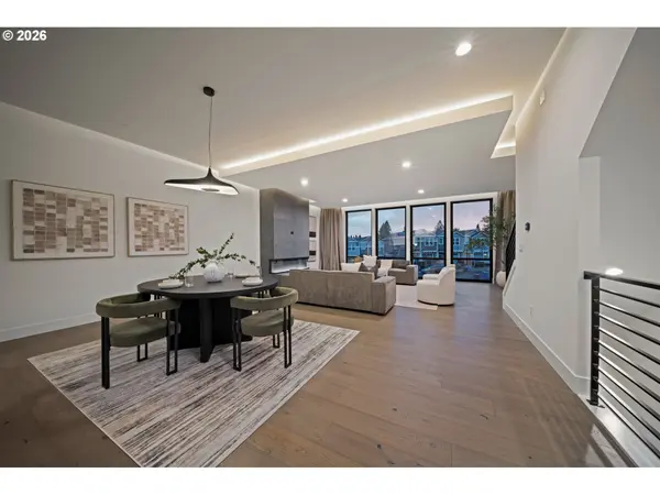 2425 N R ST, Washougal, WA 98671