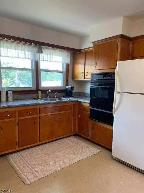 West Caldwell Twp., NJ 07006,623 Bloomfield Ave