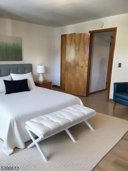 West Caldwell Twp., NJ 07006,623 Bloomfield Ave