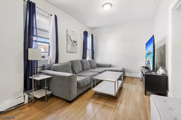 Clifton City, NJ 07011,41 Knapp Ave